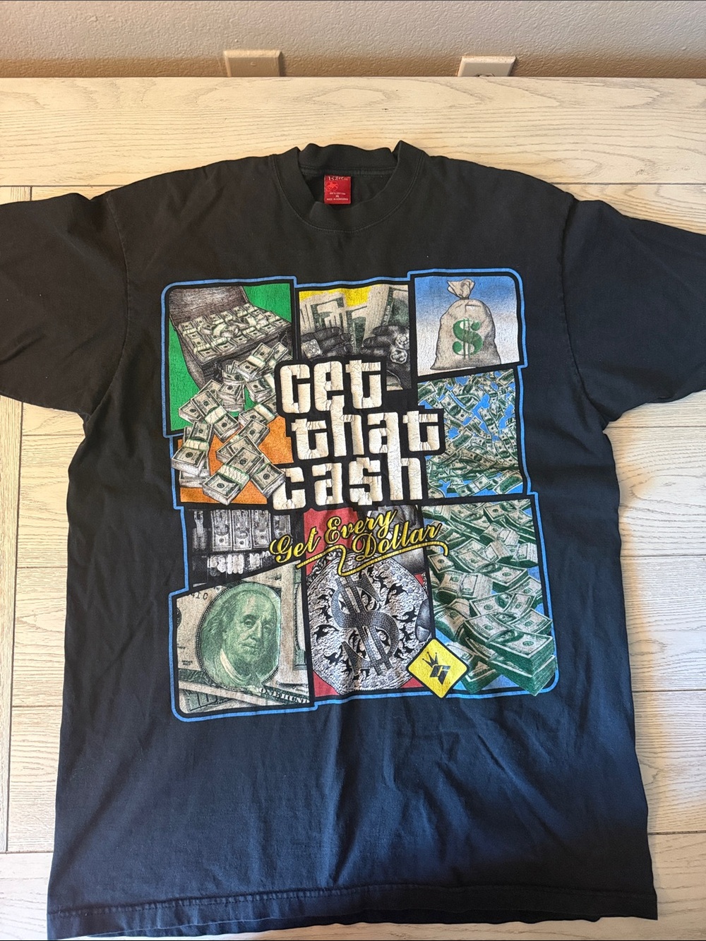 Men's Black 'Get That Cash' Graphic Crewneck Tee